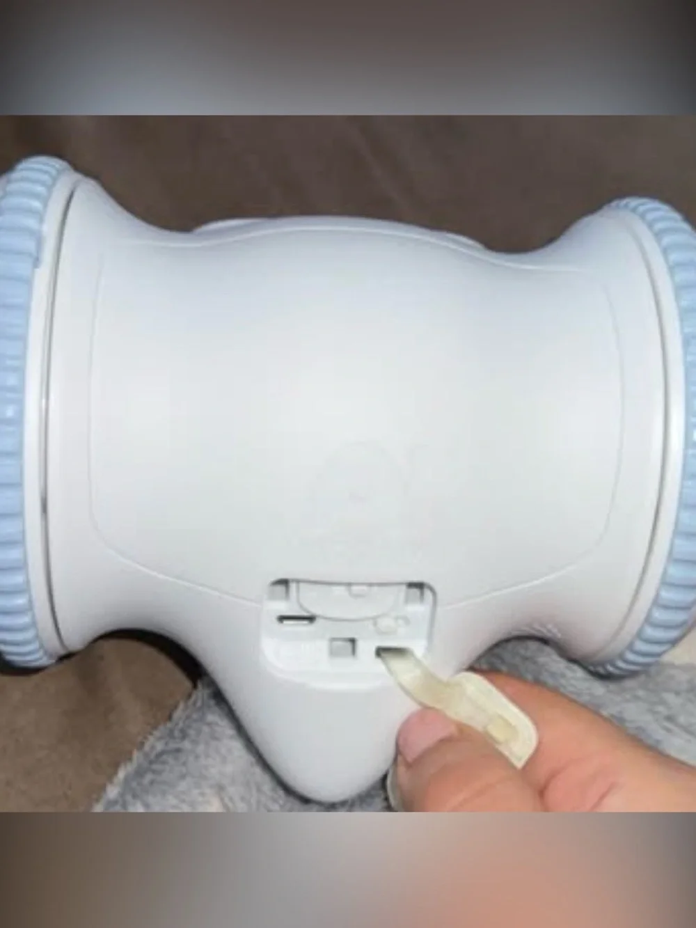 Varram sleek white